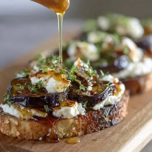 Berenjena Confitada: Un Manjar Mediterráneo con Toque Dulce y Salado