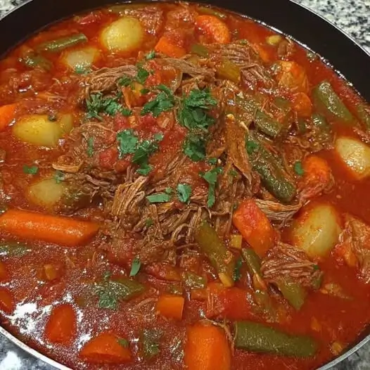 Deshebrado de Res Estilo Casero: La Receta Versátil para Tacos y Guisos