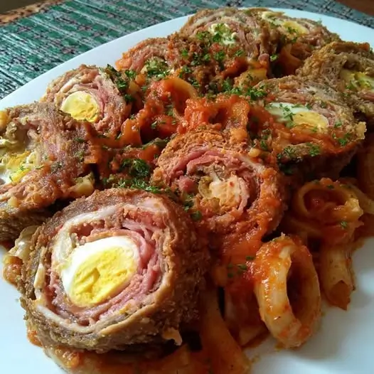 Falsomagro a la Catanesa: La Ternera Rellena Siciliana para una Comida de Fiesta