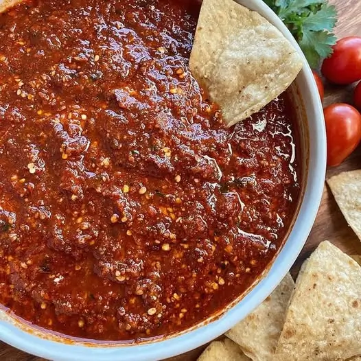 Salsa Roja de Chipotle Ahumada : Profunda, Terrosa y Deliciosamente Picante